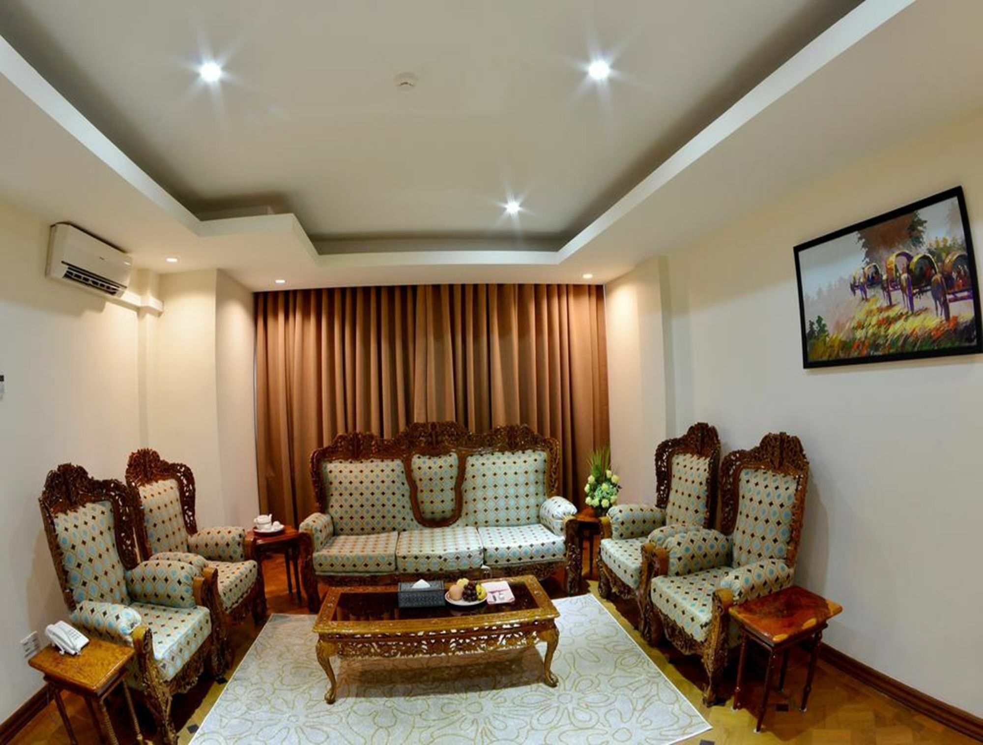 Golden Butterfly Hotel Yangon Exterior foto